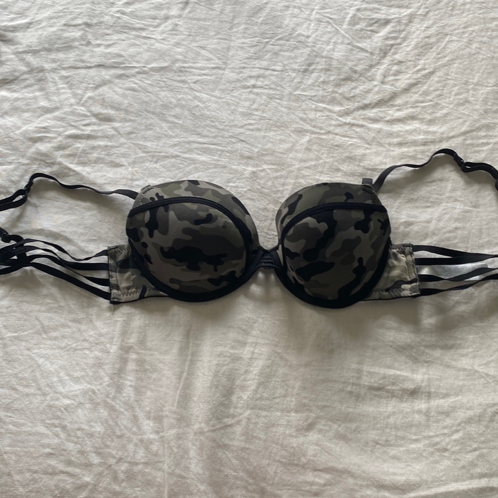 Cameo bra in size 34C